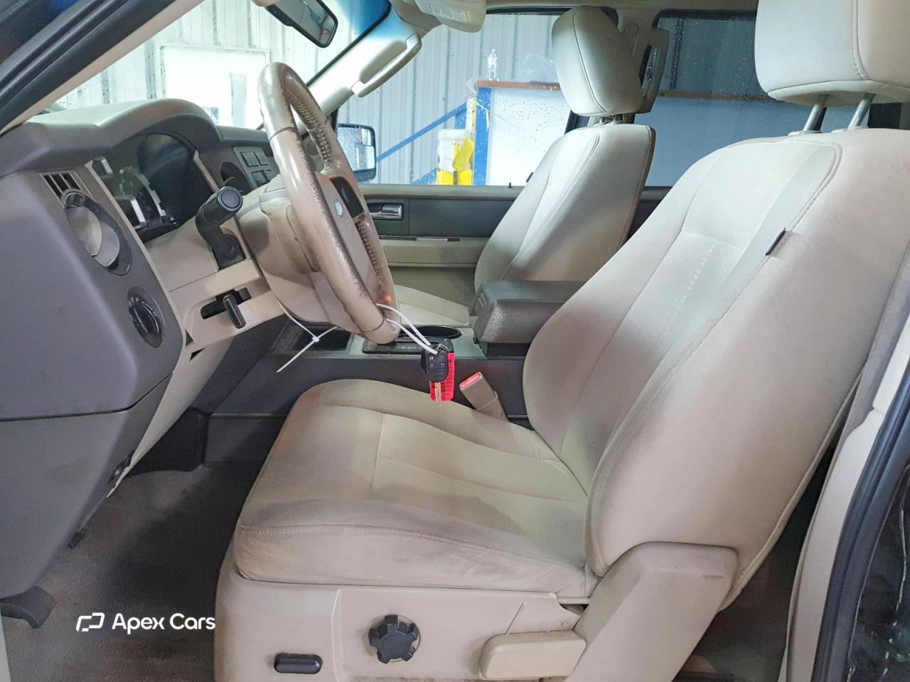 Ford Expedition 2014