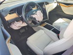 Tesla Model X 2020