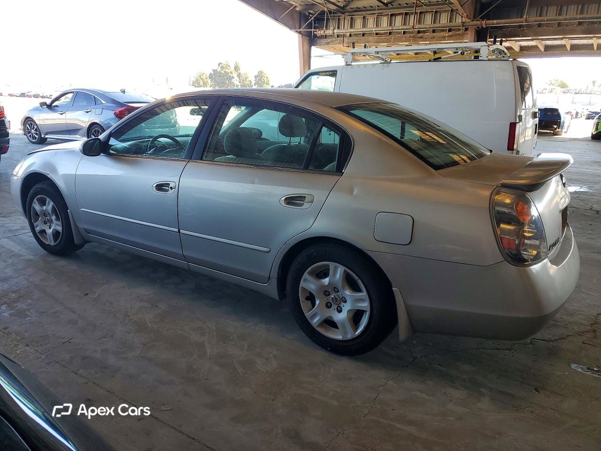 Nissan Altima 2003