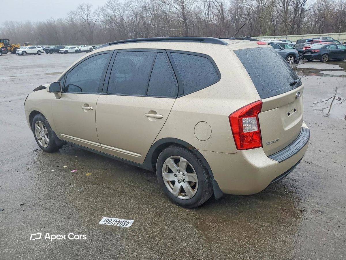 Kia Rondo 2008