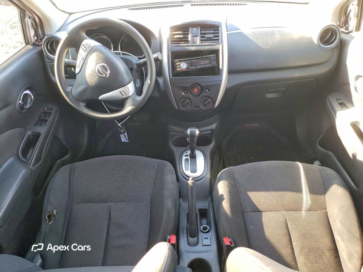 Nissan Versa 2016