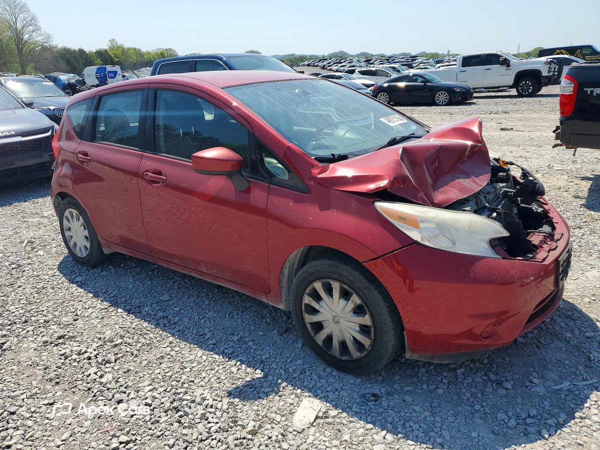 Nissan Versa 2015