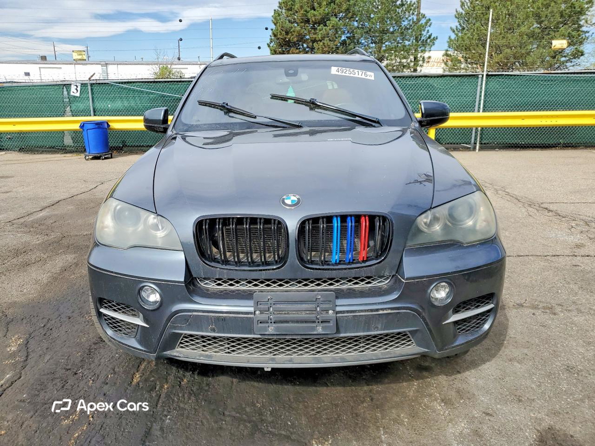 BMW X5 2011