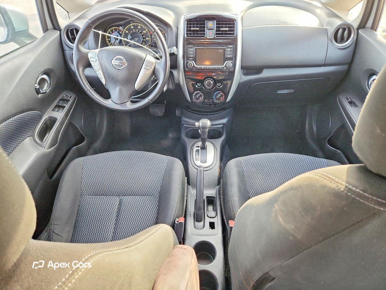 Nissan Versa 2016