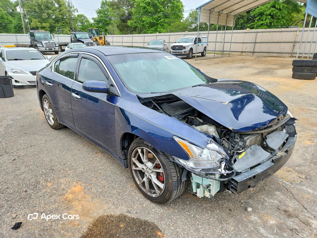 Nissan Maxima 2014
