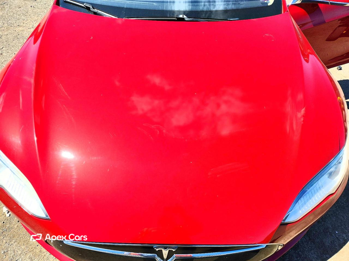 Tesla Model S 2014