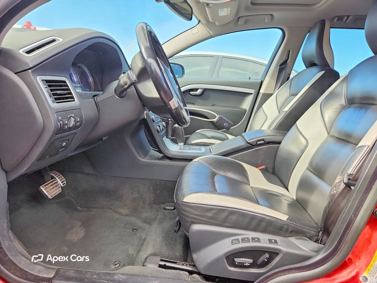 Volvo V70 2010