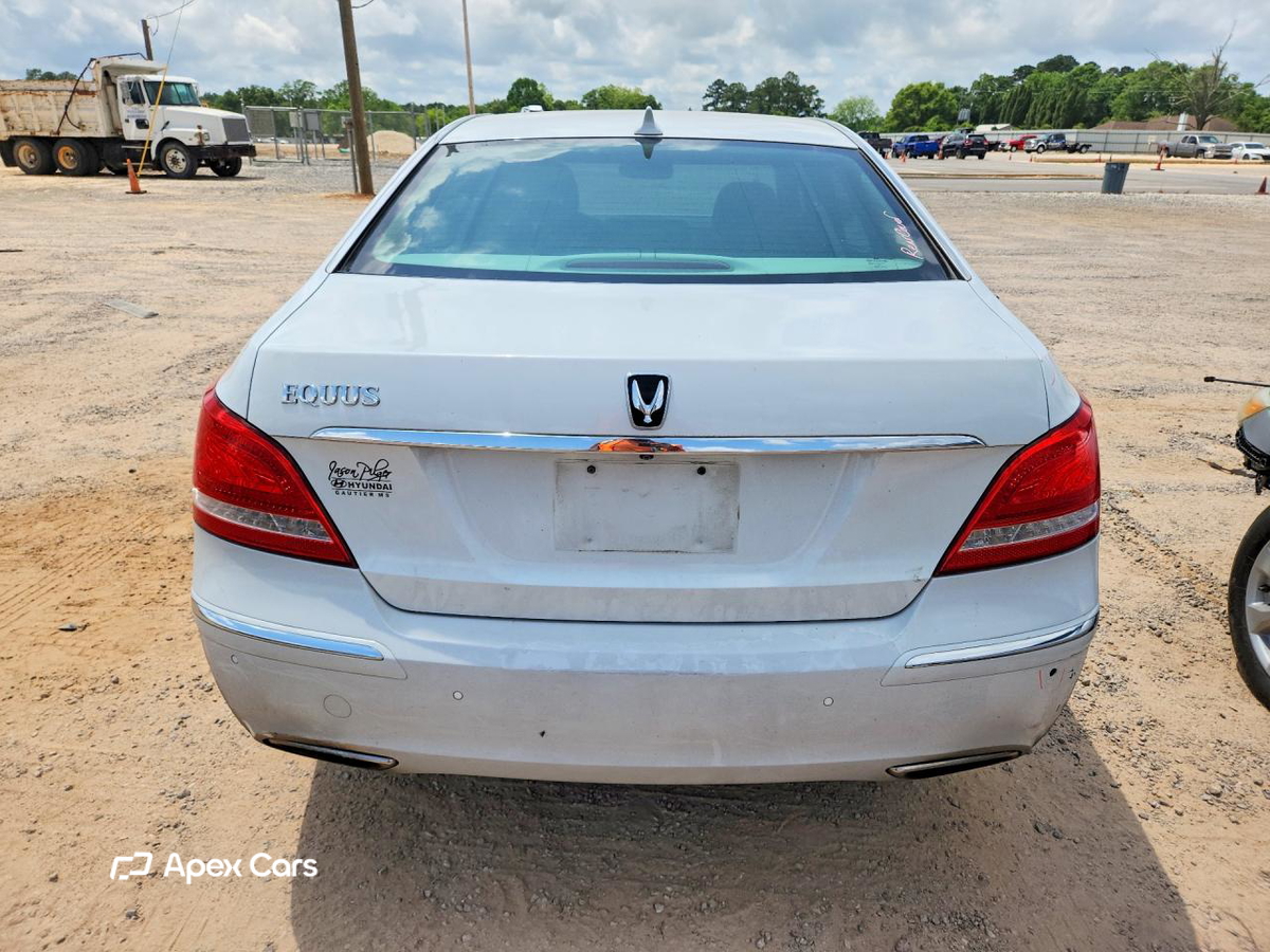 Hyundai Equus 2012