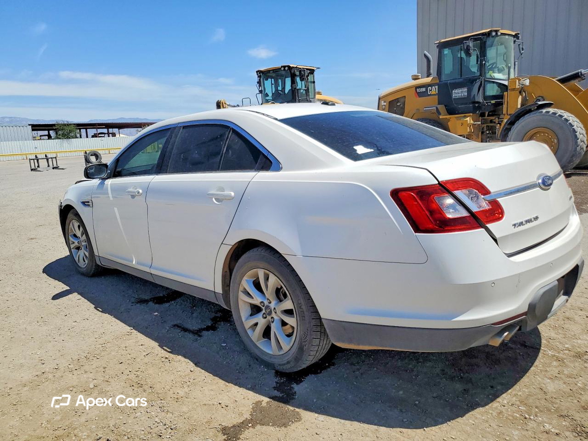 Ford Taurus 2012
