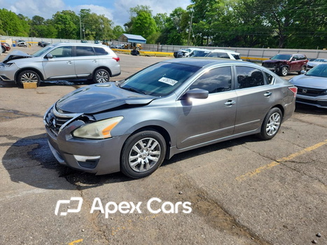 Nissan Altima 2014 - Image 1 of 5