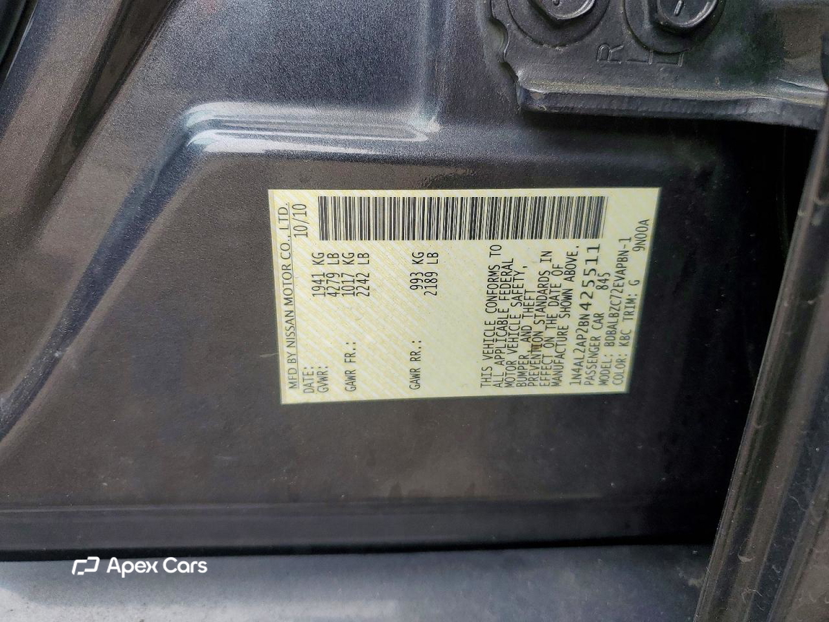 Nissan Altima 2011