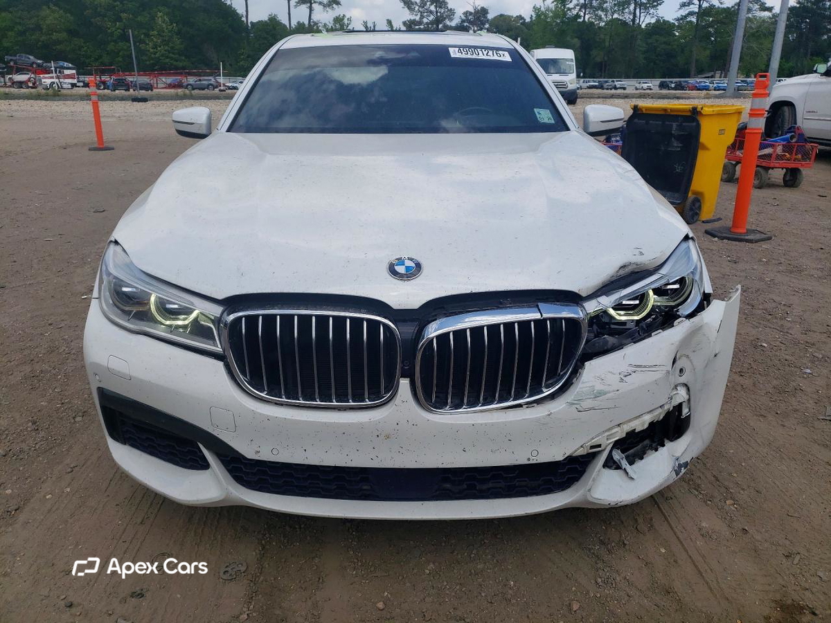 BMW Series 7 2016