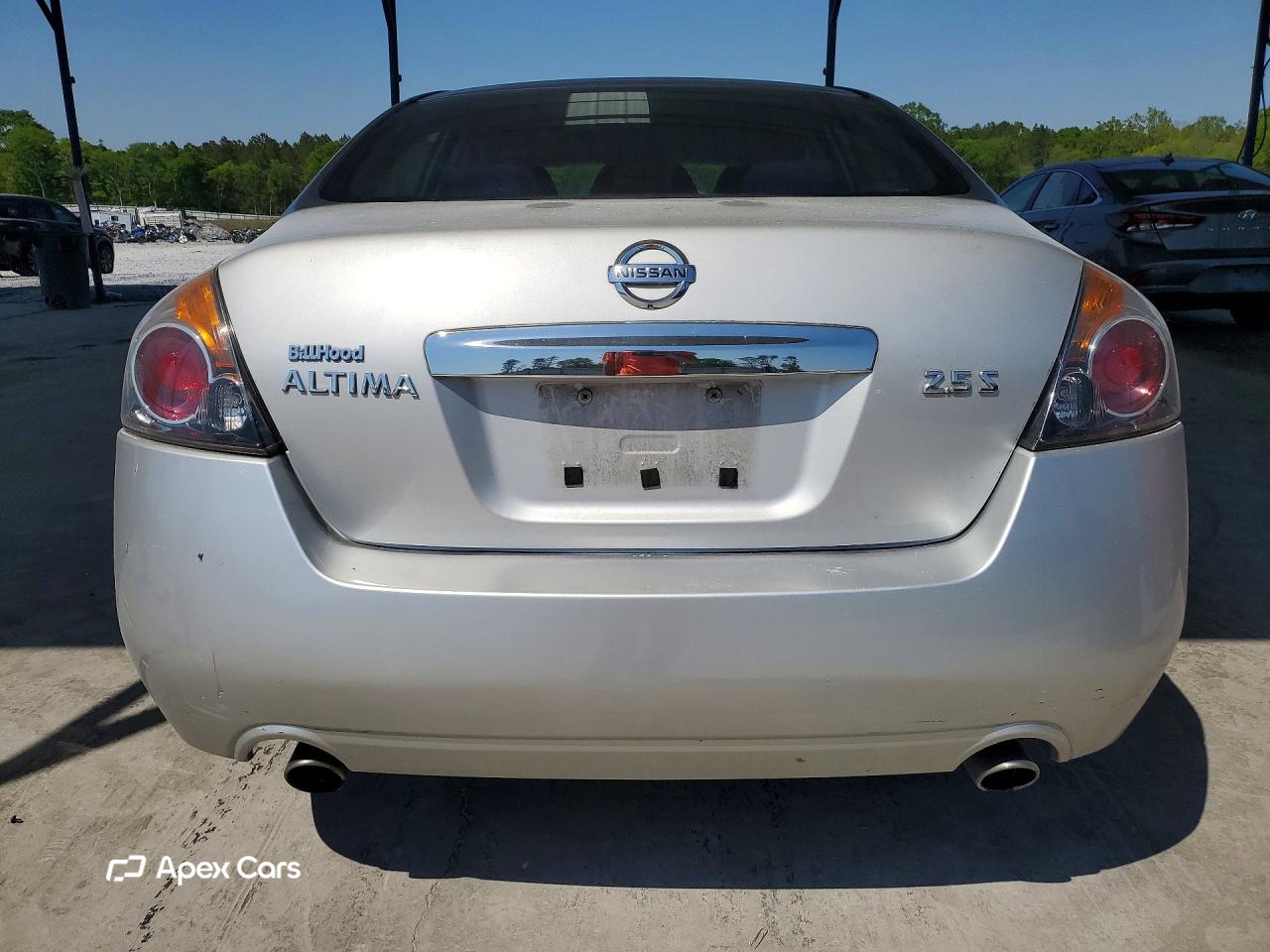 Nissan Altima 2011