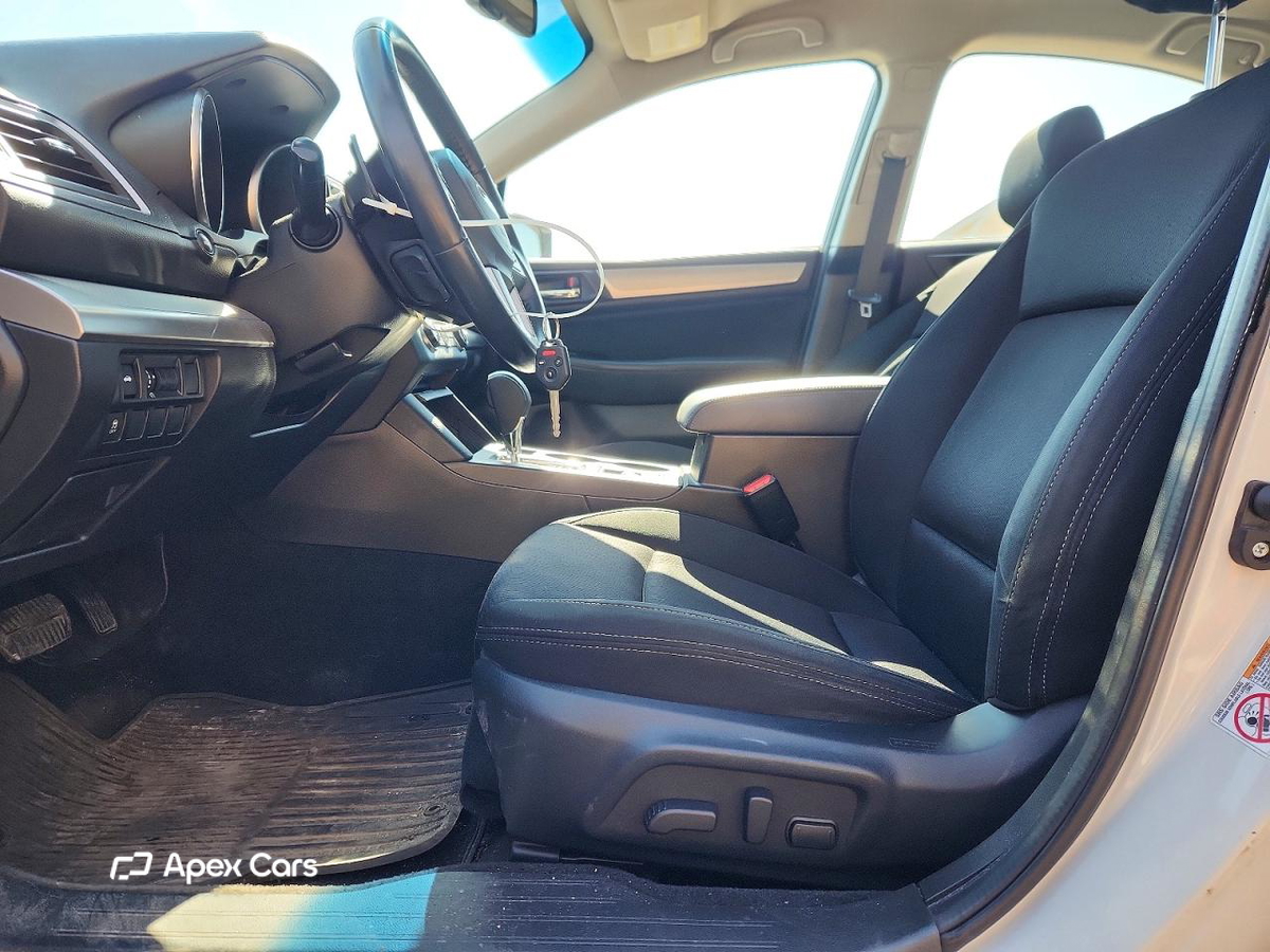 Subaru Legacy 2015