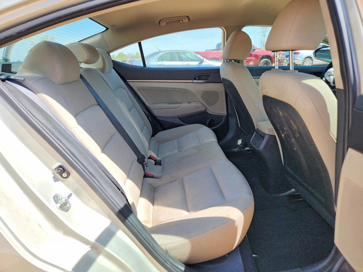 Hyundai Elantra 2017