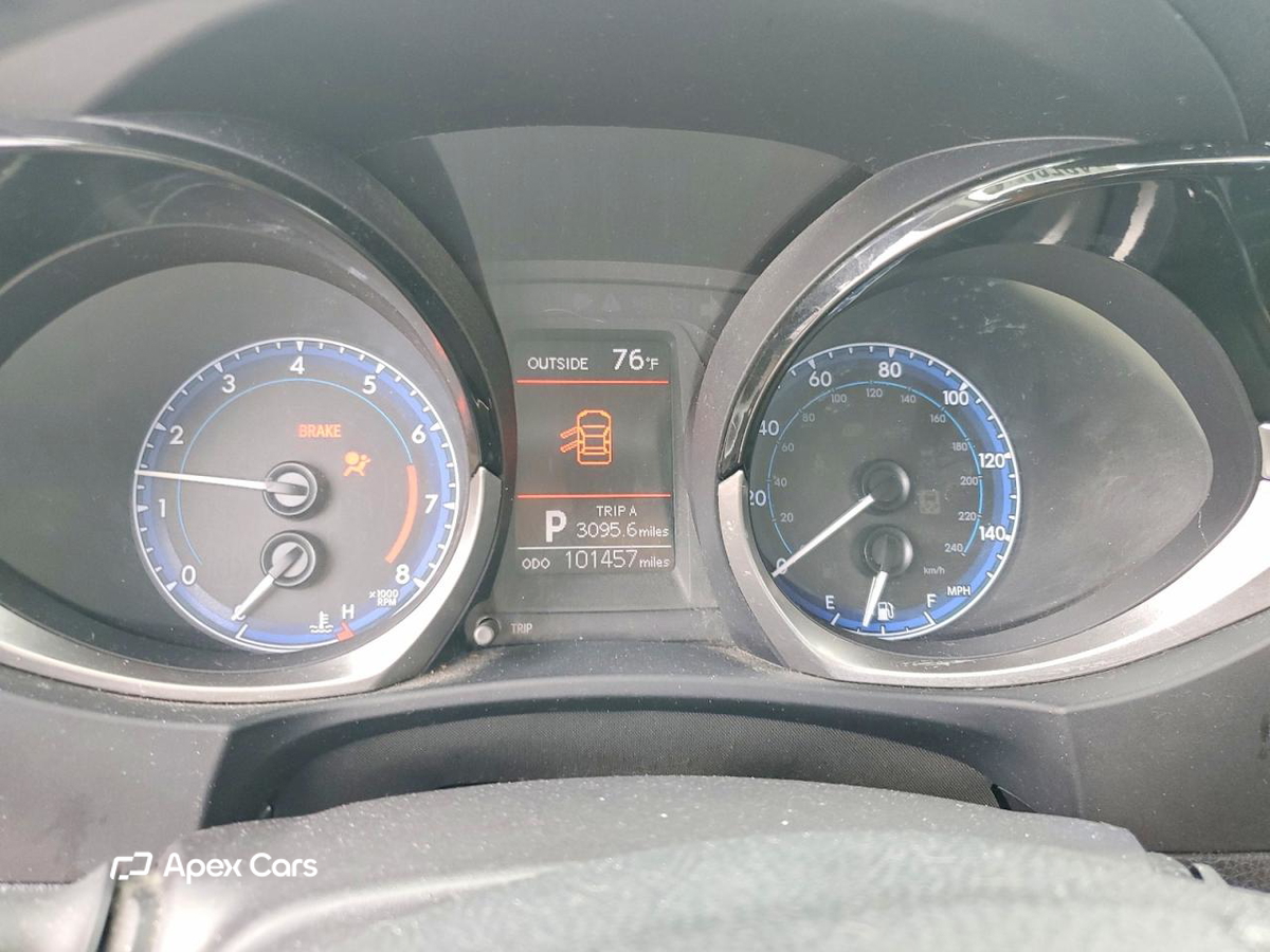 Toyota Corolla 2015