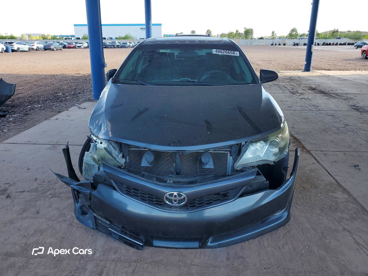 Toyota Camry 2012