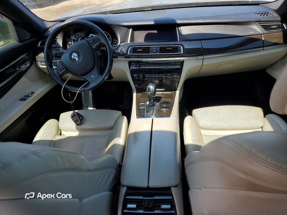 BMW Series 7 2014