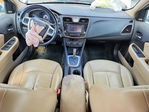 Chrysler 200 2012