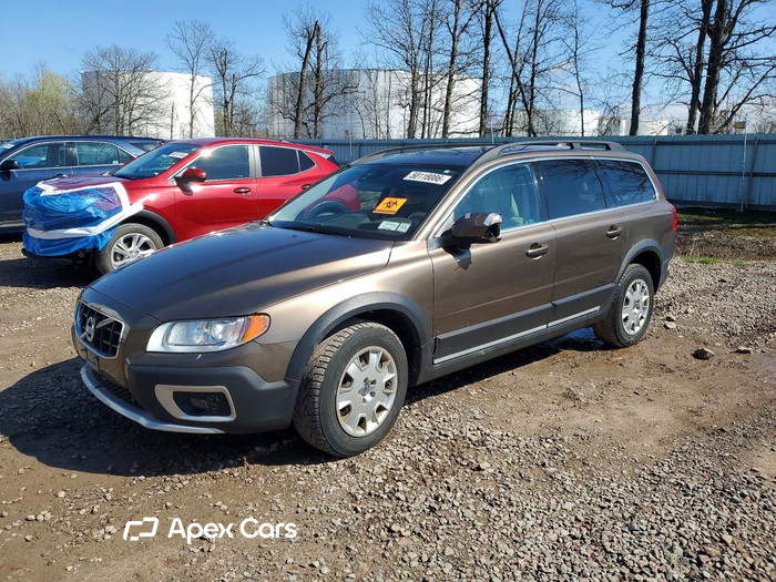 2013 Volvo XC70 - Image 1 of 5