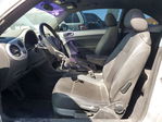Volkswagen Beetle 2013