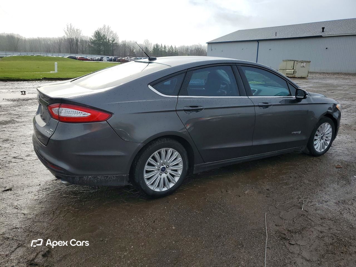 Ford Fusion 2016
