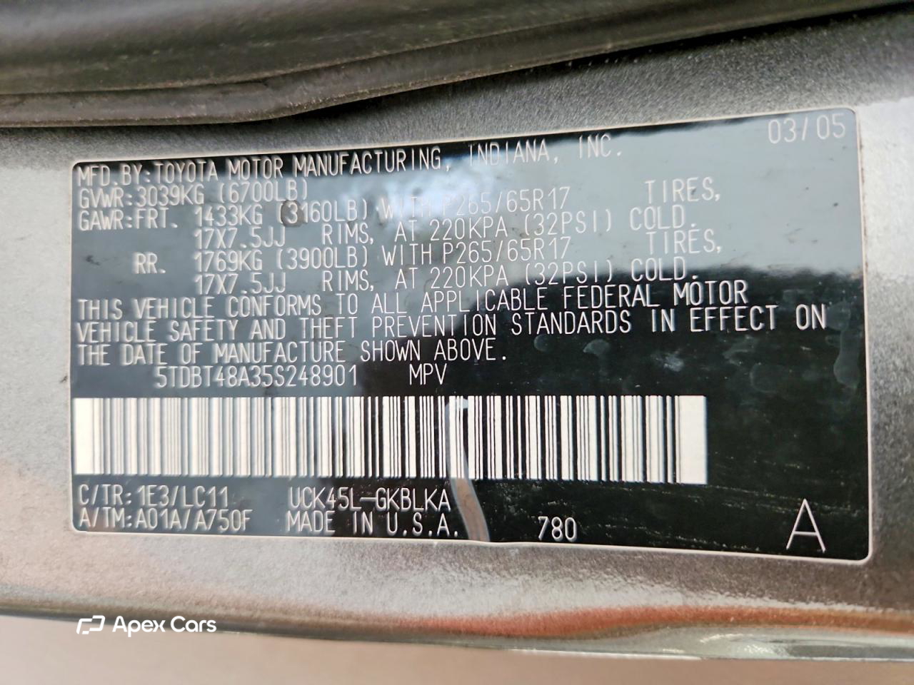 Toyota Sequoia 2005