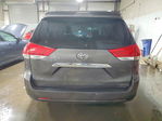 Toyota Sienna 2011