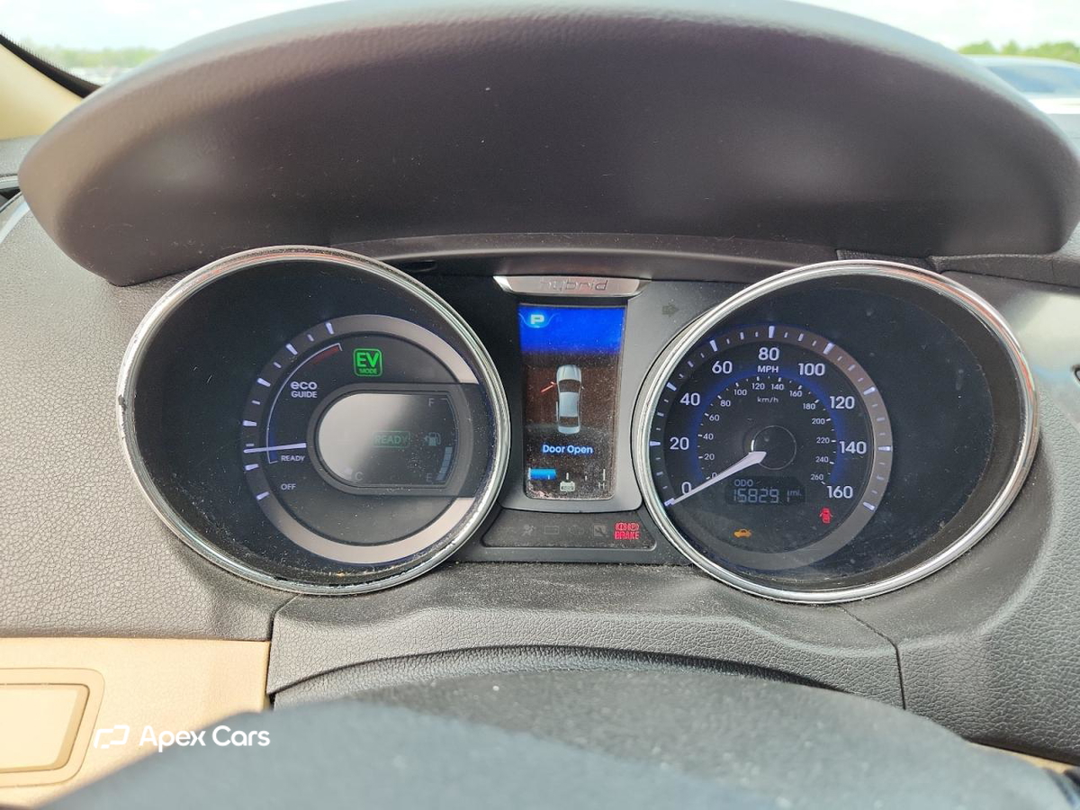 Hyundai Sonata 2013