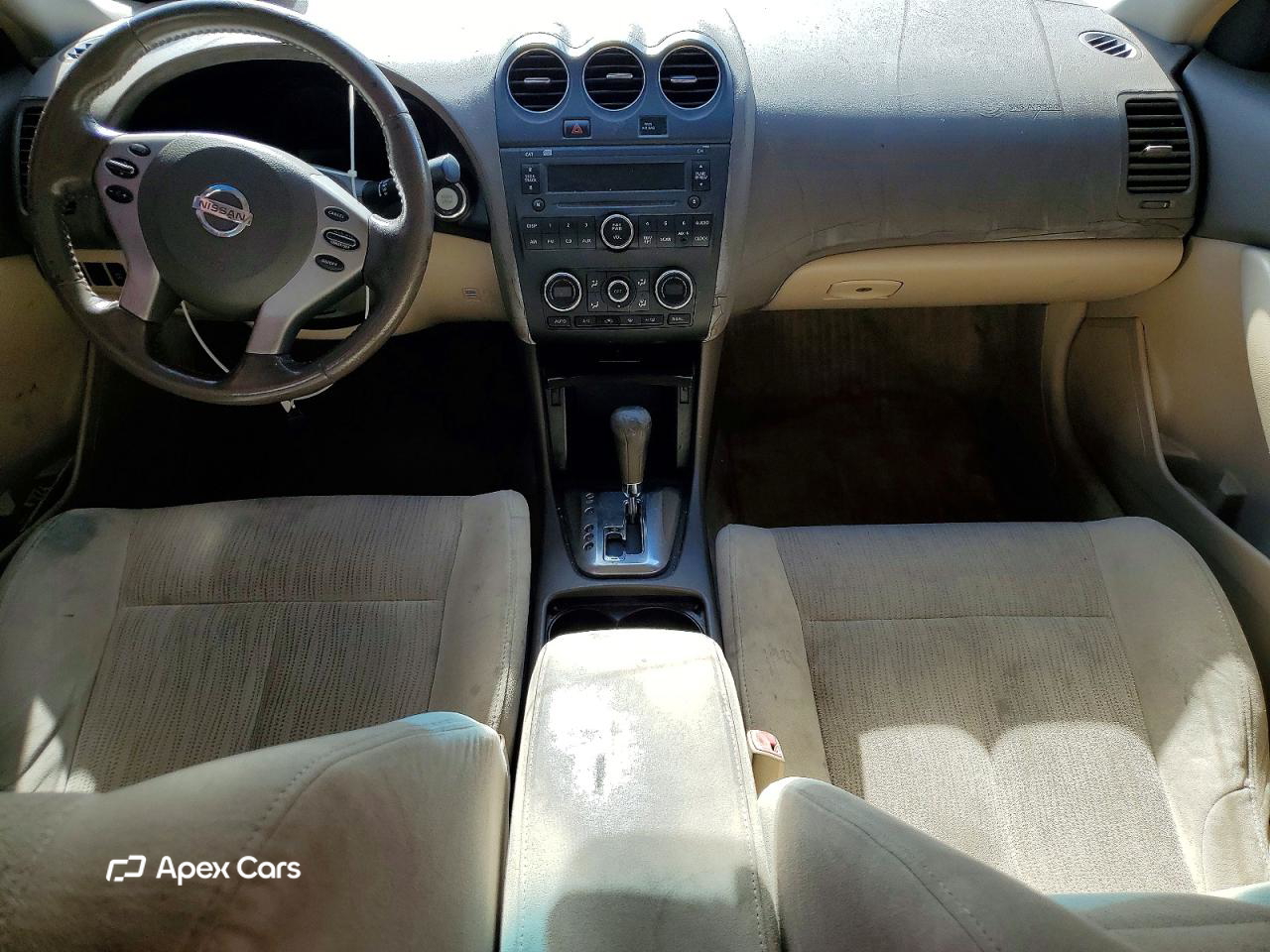 Nissan Altima 2010