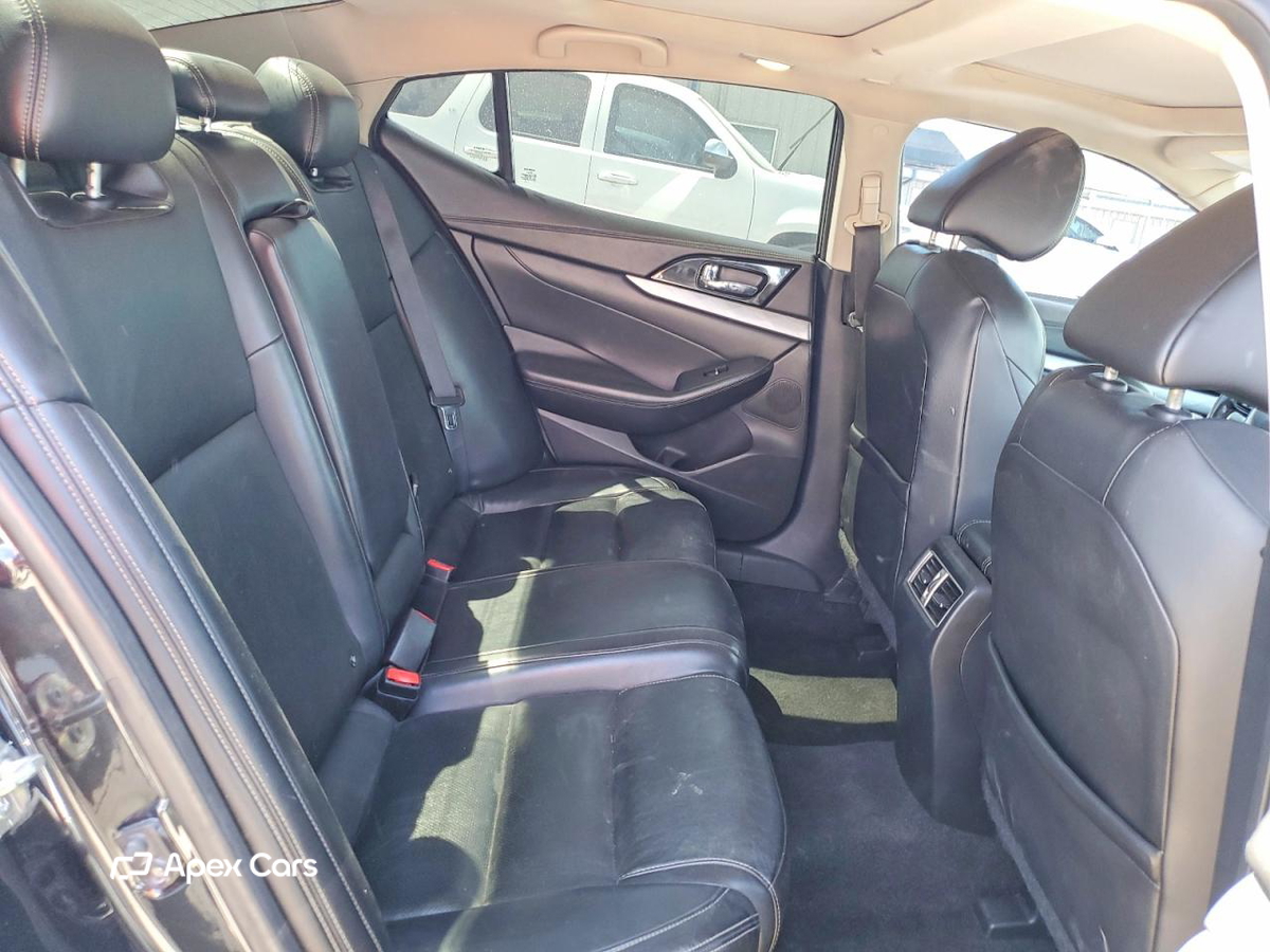 Nissan Maxima 2016