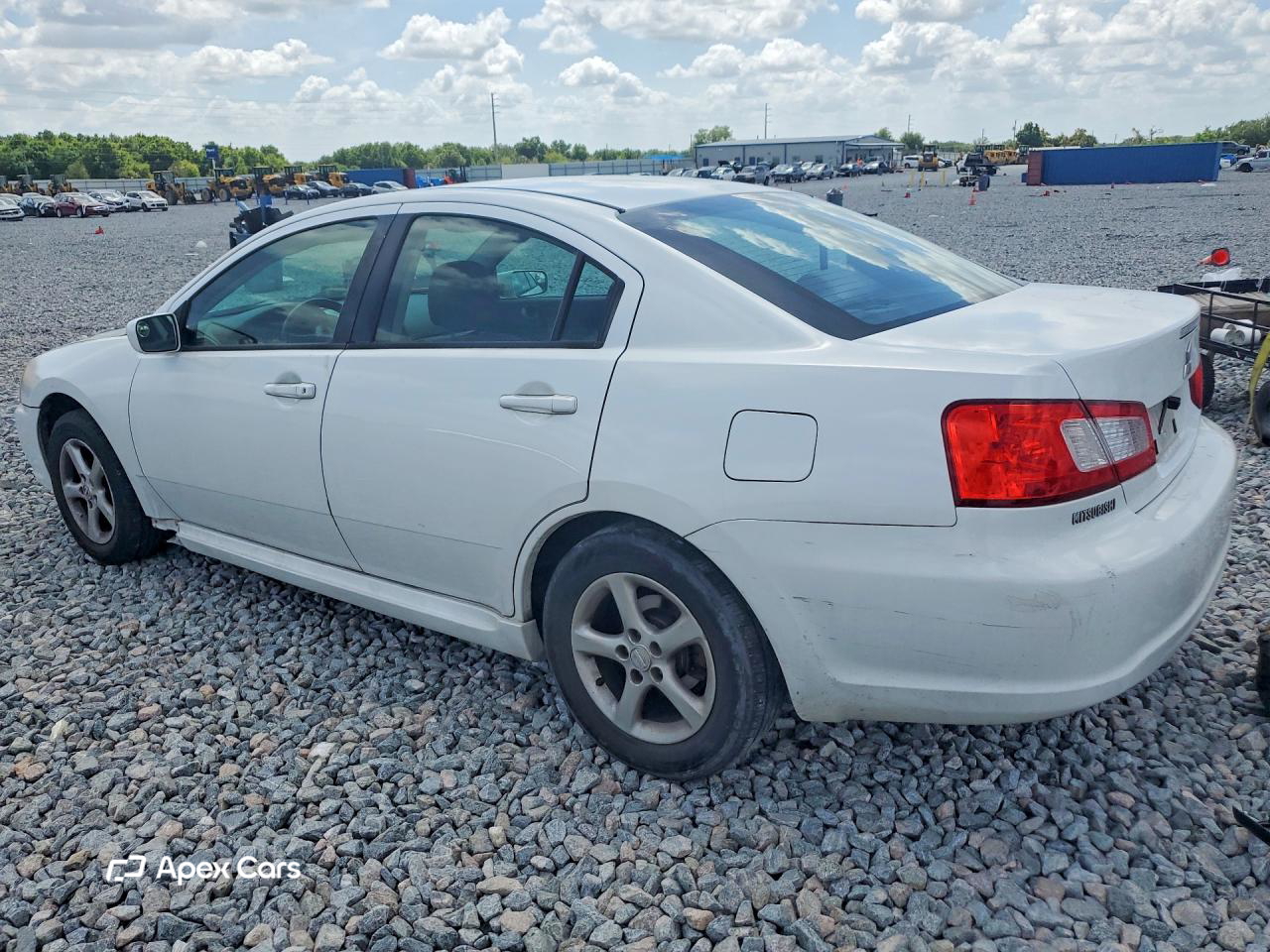 Mitsubishi Galant 2010