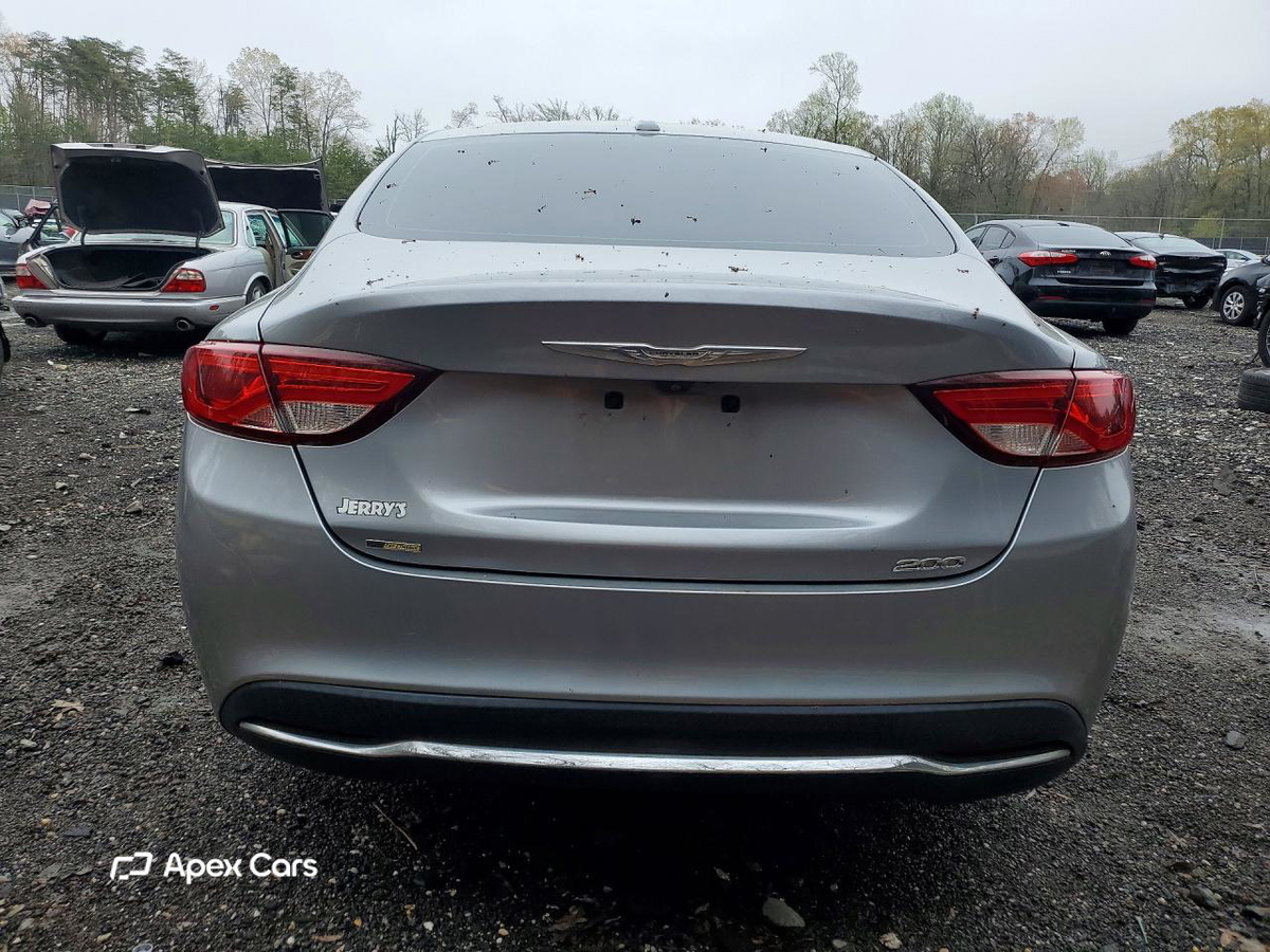 Chrysler 200 2015