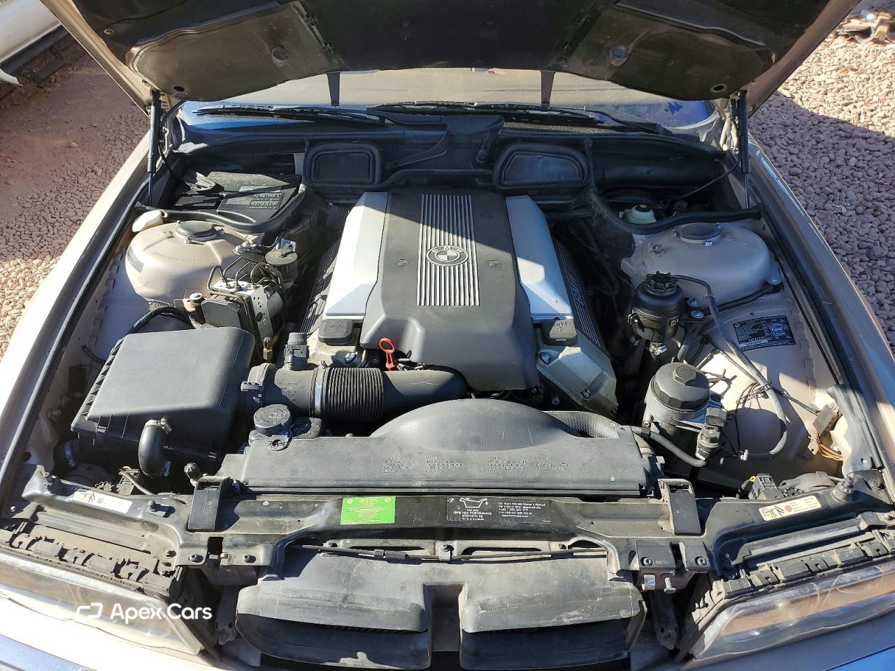 BMW Series 7 2000