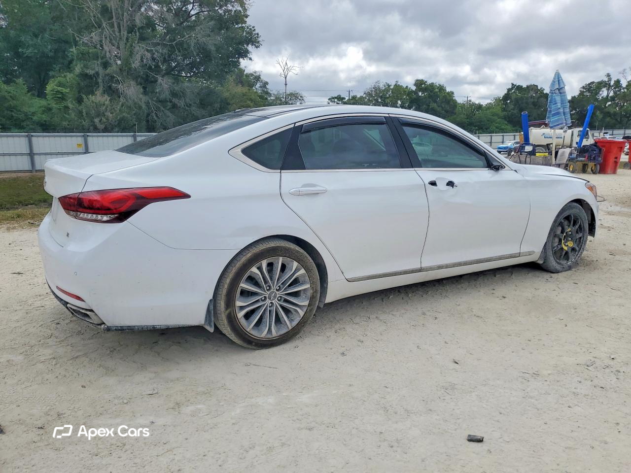 Hyundai Genesis 2015