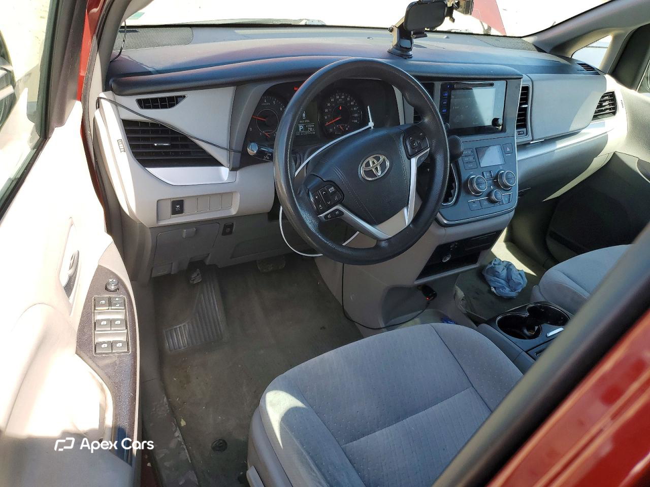 Toyota Sienna 2015