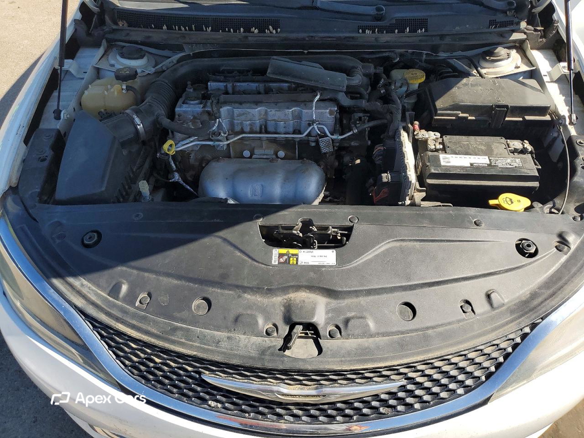 Chrysler 200 2015