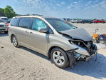 Toyota Sienna 2016