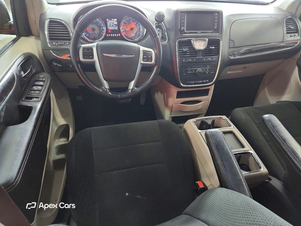 Chrysler Voyager 2012