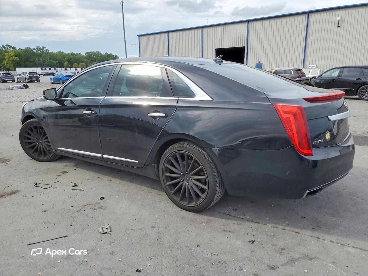 Cadillac XTS 2013