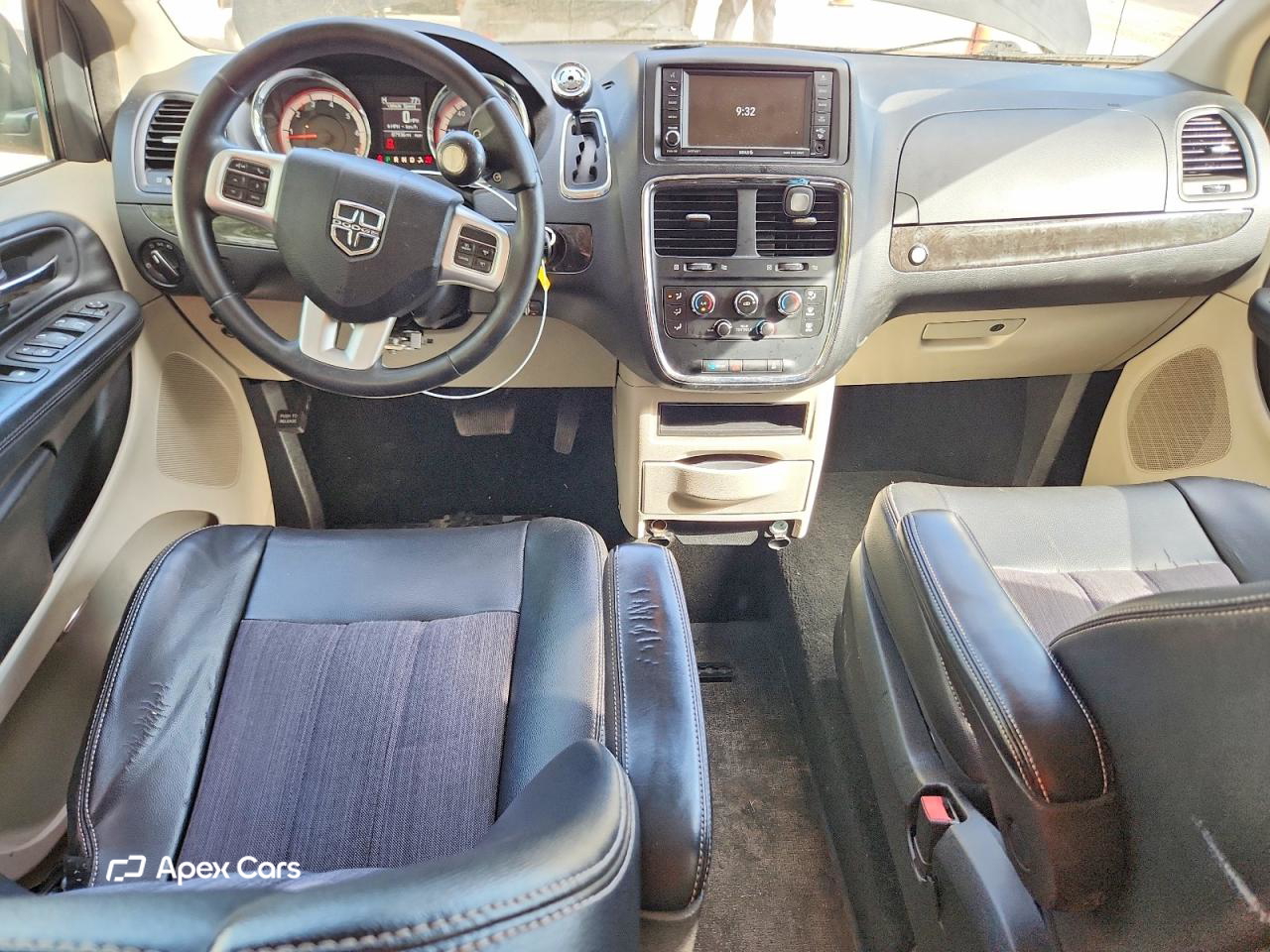 Dodge Caravan 2016