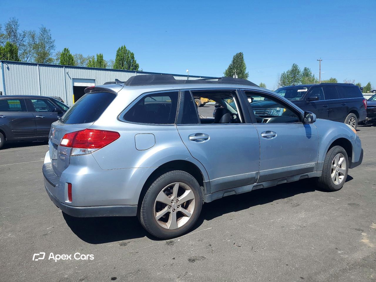 Subaru Outback 2013