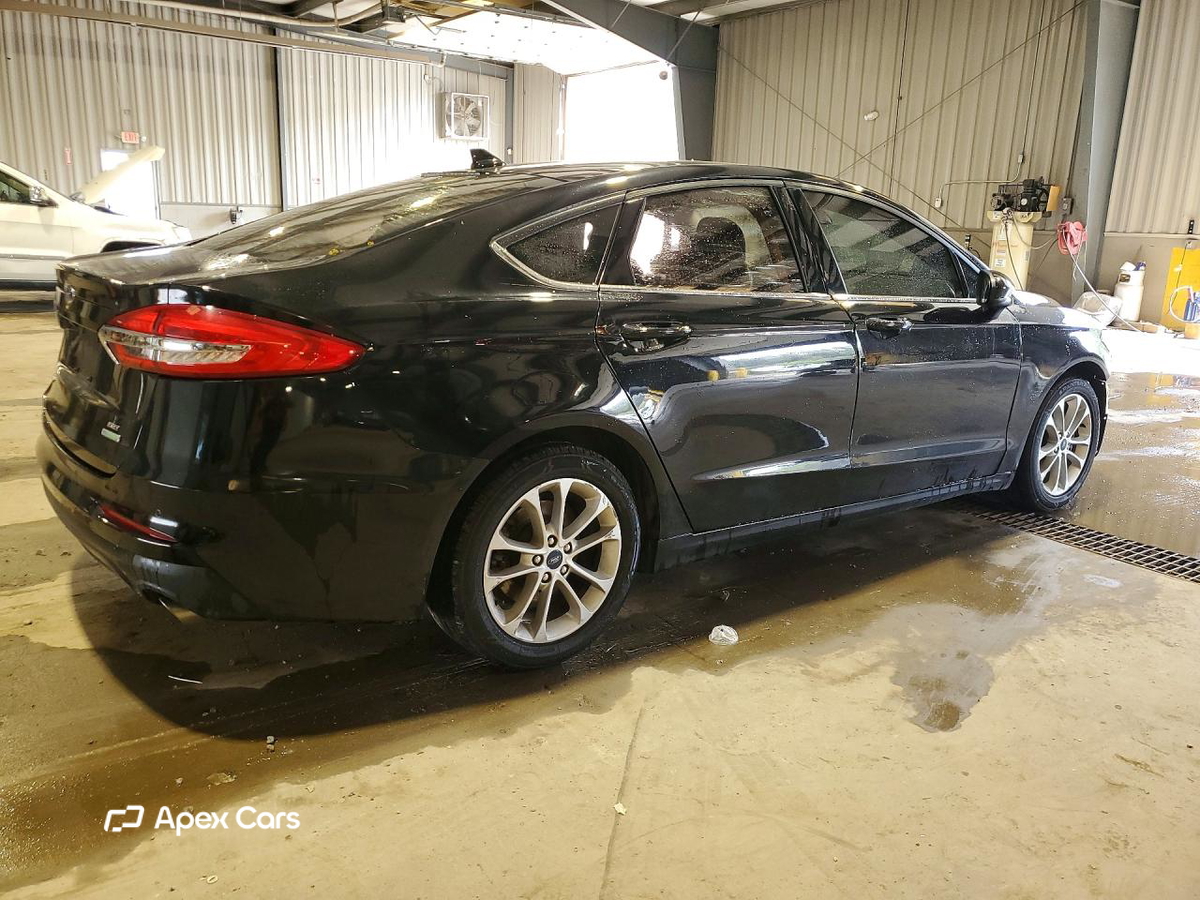 Ford Fusion 2020