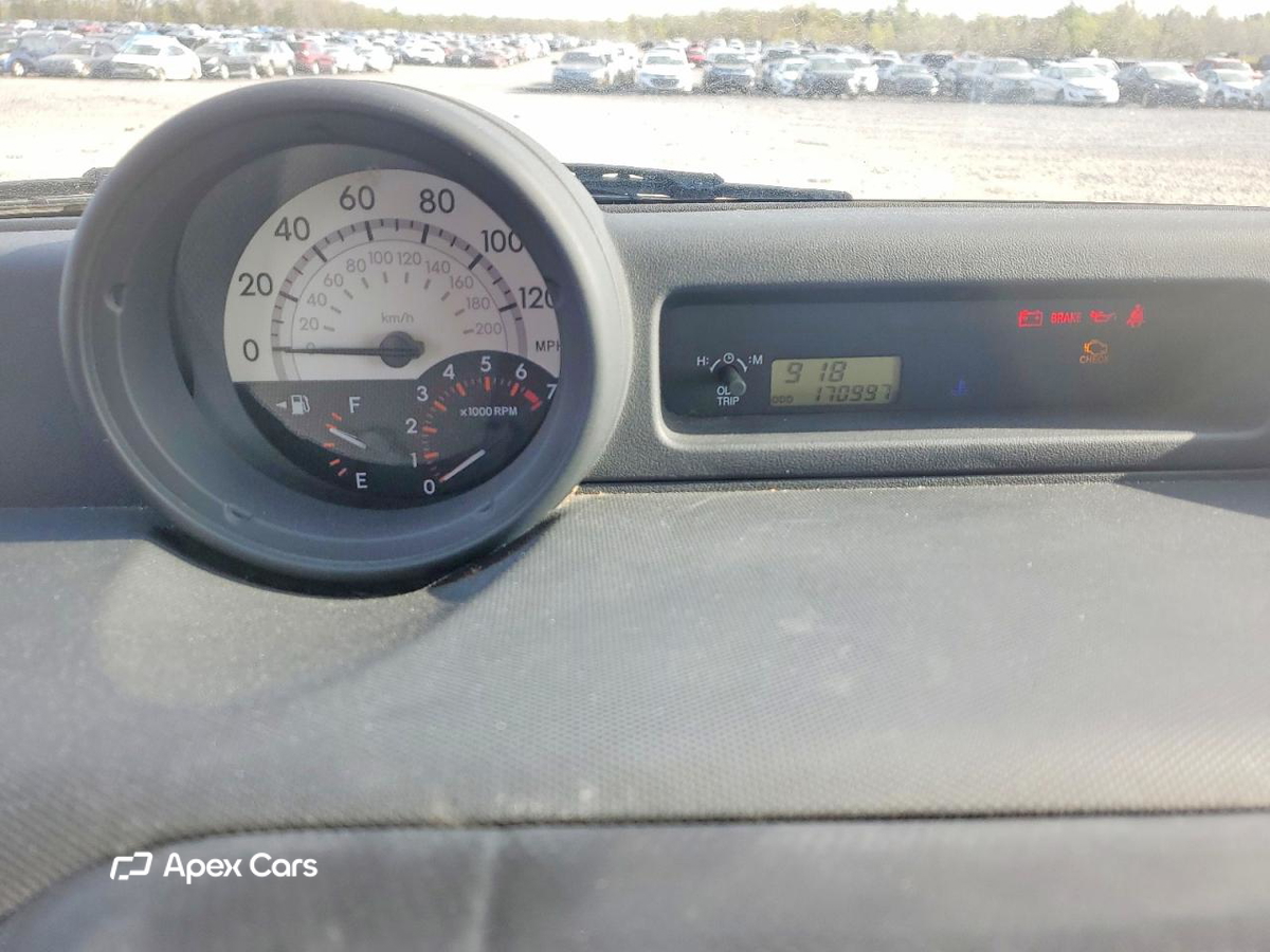 Scion xB 2004