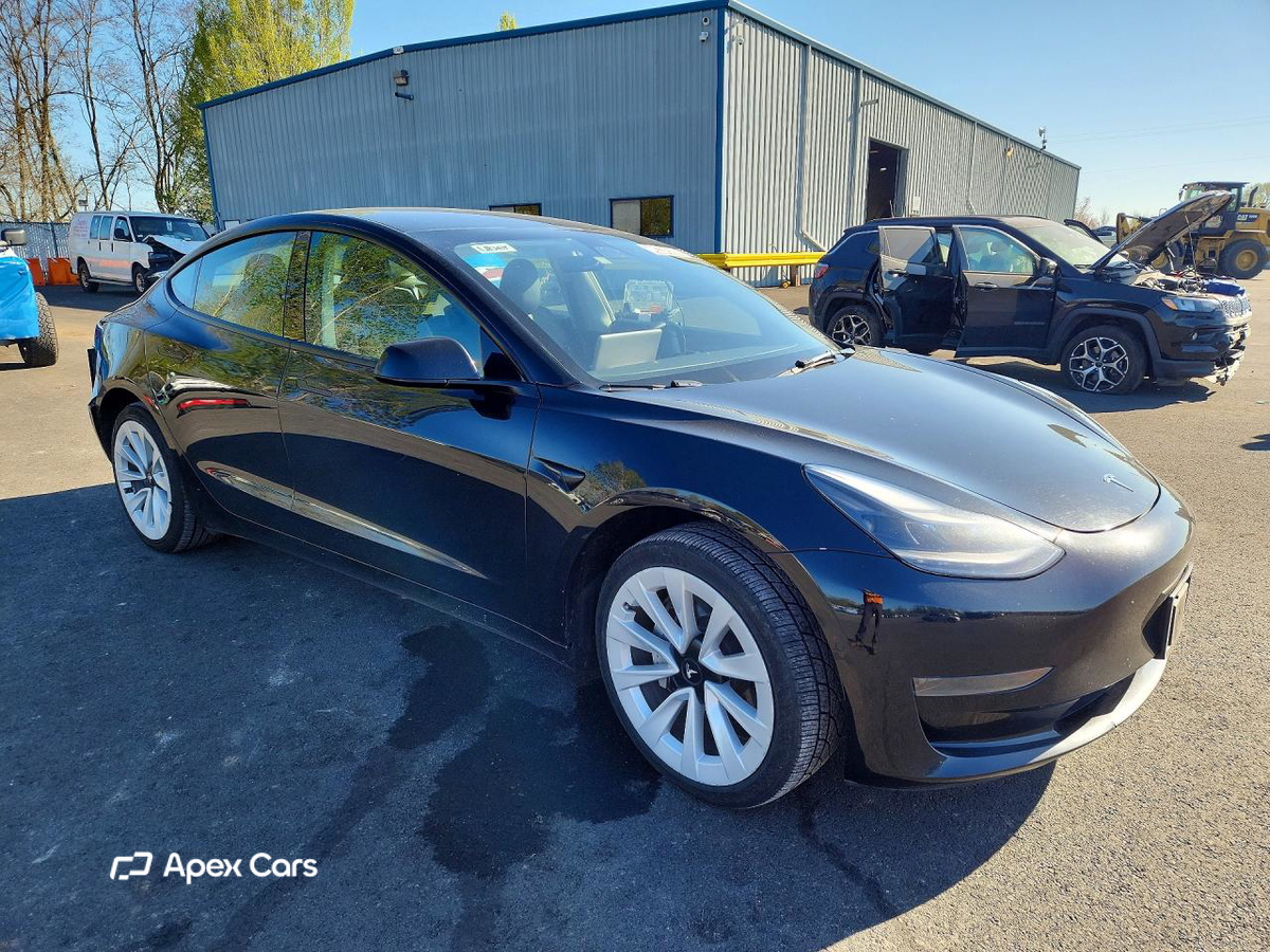 Tesla Model 3 2022