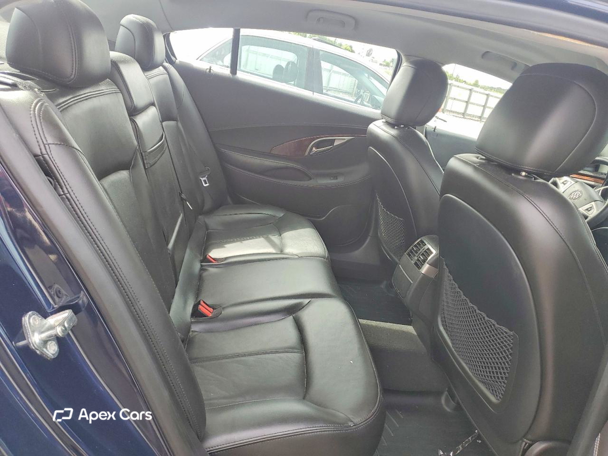 Buick LaCrosse 2011