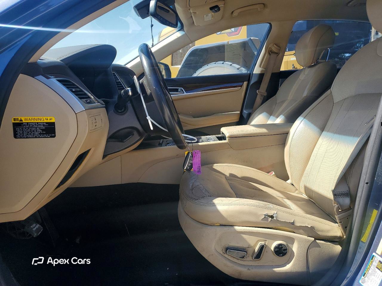 Hyundai Genesis 2015