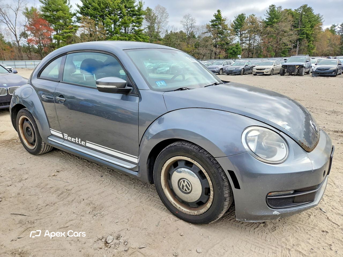 Volkswagen Beetle 2012