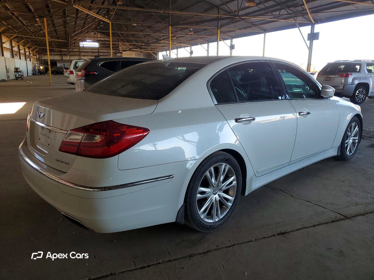 Hyundai Genesis 2012