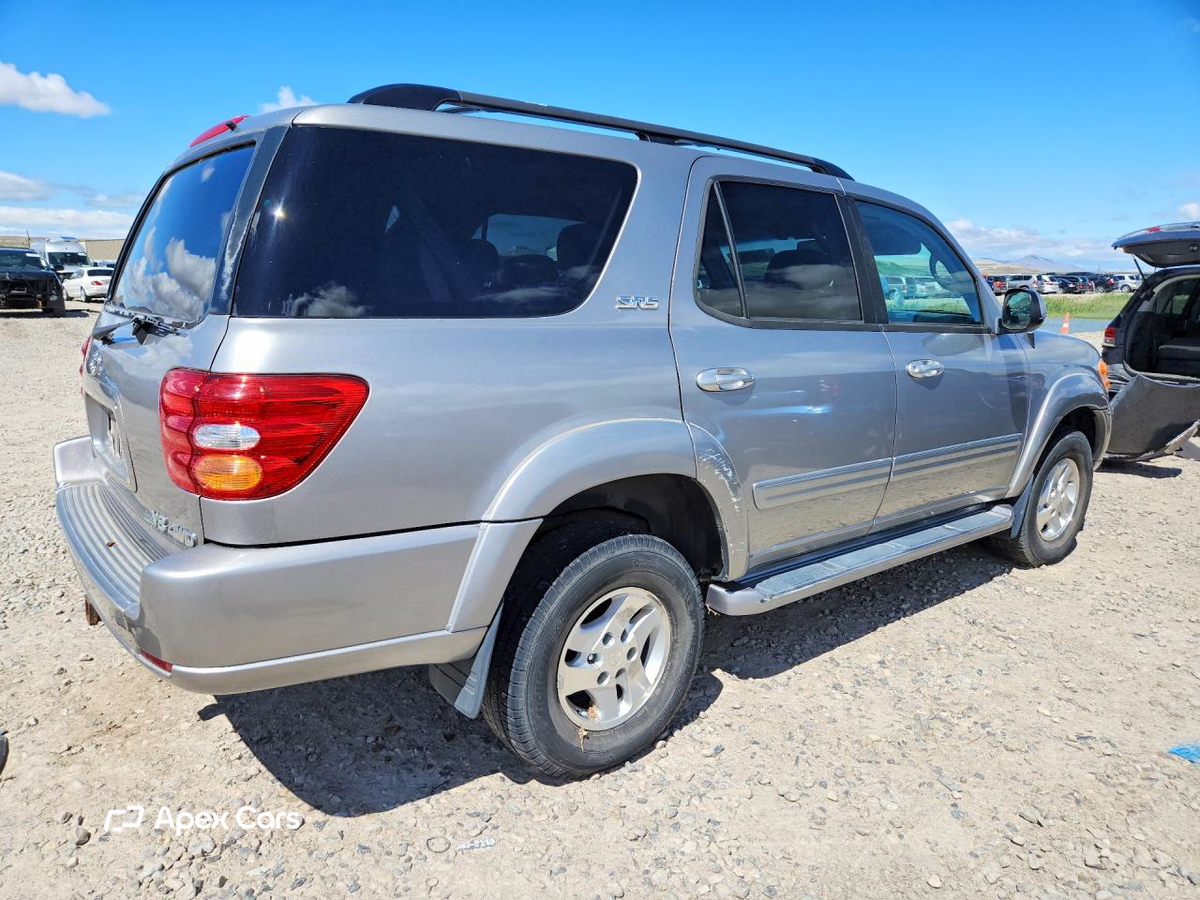 Toyota Sequoia 2003